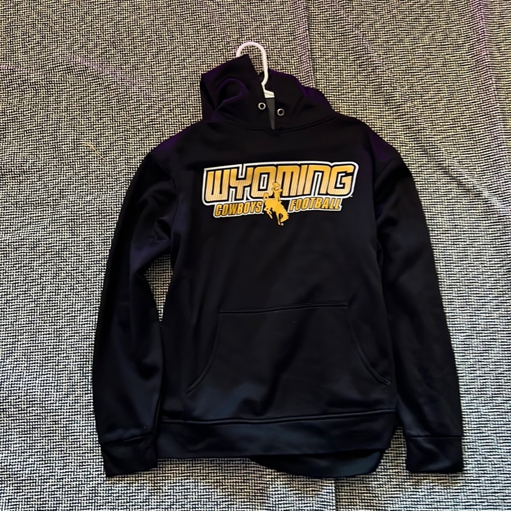 Black large black Wyoming hoodie/sweatshirt